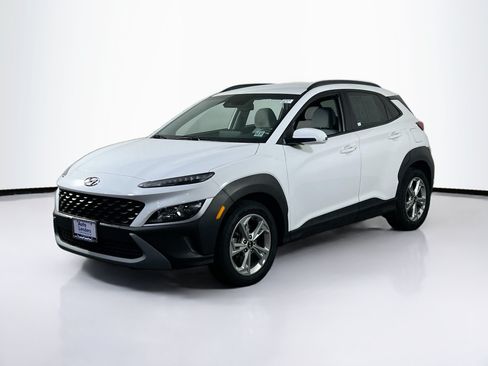 Used 2023 Hyundai Kona SEL AWD/4WD image 1