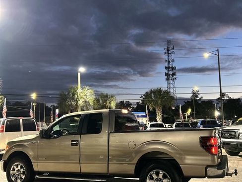 Used 2013 Ford F150 XLT w/ XLT Chrome Pkg image 10