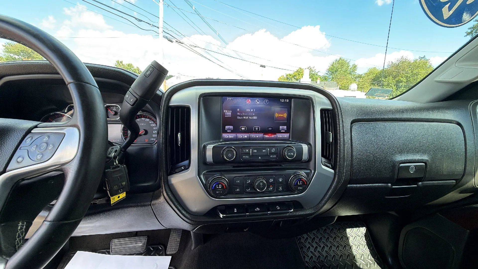 Used 2015 GMC Sierra 1500 SLE w/ SLE Value Package AWD/4WD image 16