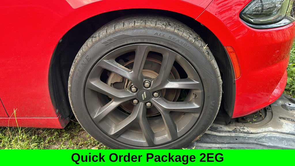 Used 2021 Dodge Charger SXT w/ Blacktop Package RWD image 2