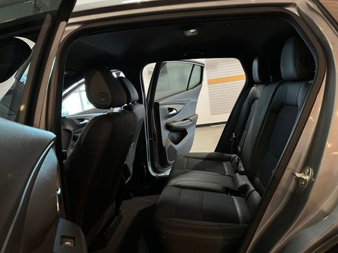 Used 2025 Buick Envista Preferred image 24