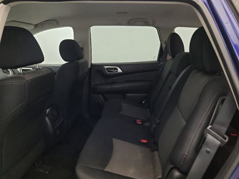 Used 2018 Nissan Pathfinder SV w/ SV Tech Package AWD/4WD image 18