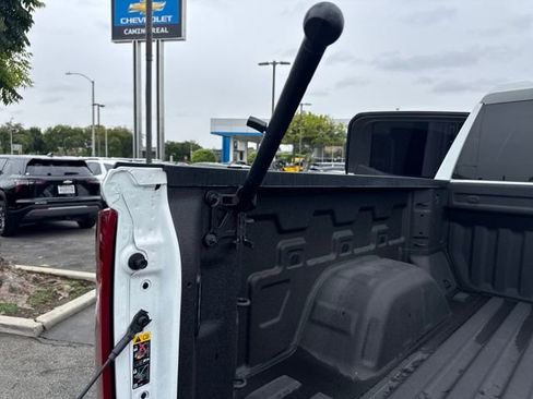 Used 2024 Chevrolet Silverado 1500 ZR2 w/ Technology Package image 34