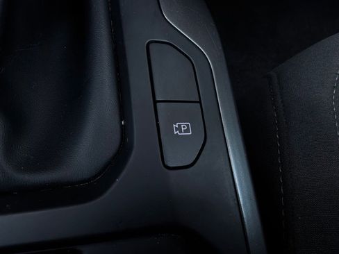 Used 2025 Kia K4 FWD image 24