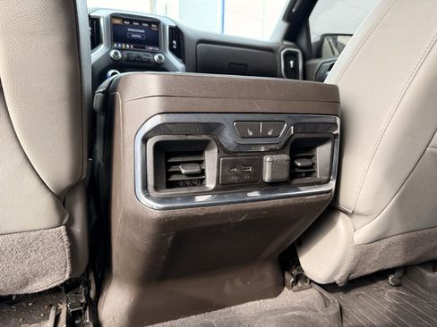 Used 2020 GMC Sierra 1500 SLT image 25