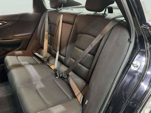 Used 2022 Chevrolet Malibu LT FWD image 32