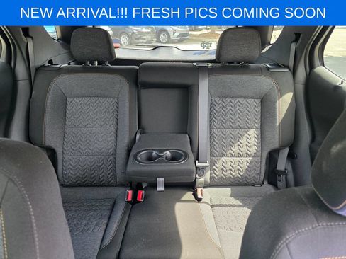 Used 2024 Chevrolet Equinox LT FWD image 13