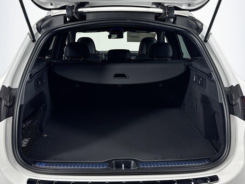 New 2026 Mercedes-Benz GLC 300 image 21