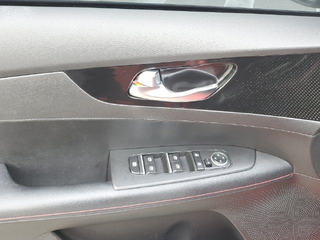 Certified 2023 Kia Forte GT FWD image 19