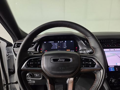 New 2025 Jeep Grand Cherokee L Summit w/ Advanced Protech Group IV image 12