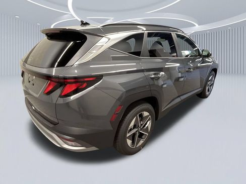 New 2026 Hyundai Tucson SEL FWD image 3