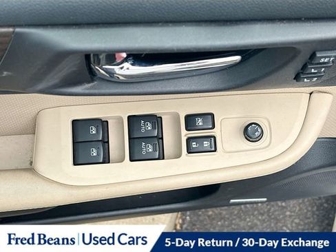 Used 2016 Subaru Legacy 2.5i Limited image 8