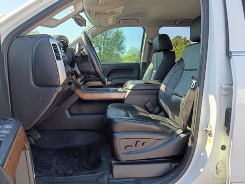 Used 2017 Chevrolet Silverado 2500 LTZ w/ Duramax Plus Package image 10