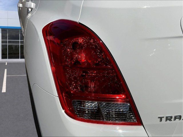 Certified 2022 Chevrolet Trax LS w/ Tint and Cruise Package FWD image 25
