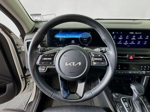 Certified 2024 Kia Seltos EX AWD/4WD image 11