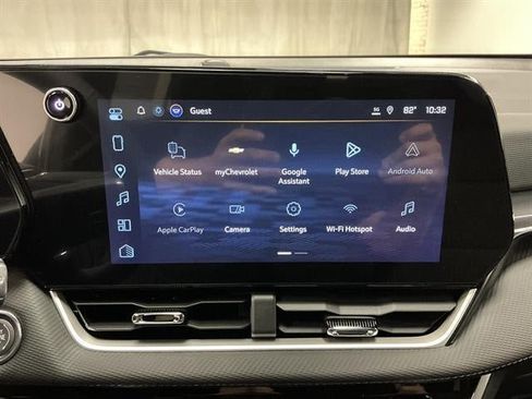 New 2027 Chevrolet Equinox LT w/ LPO, Floor Liner Package AWD/4WD image 12
