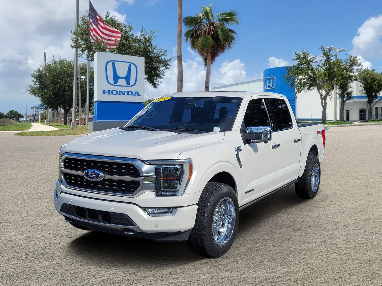 Used 2021 Ford F150 Platinum w/ Equipment Group 701A High AWD/4WD image 4