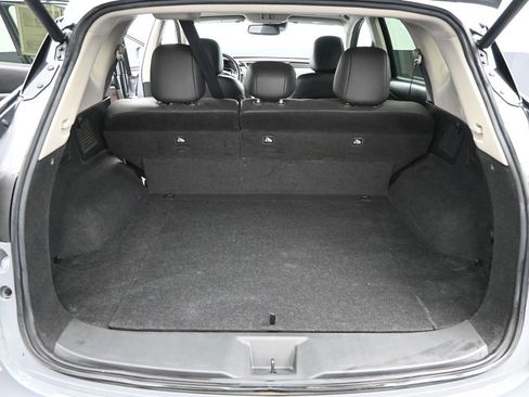 Used 2023 Nissan Murano Platinum w/ Cargo Package image 11