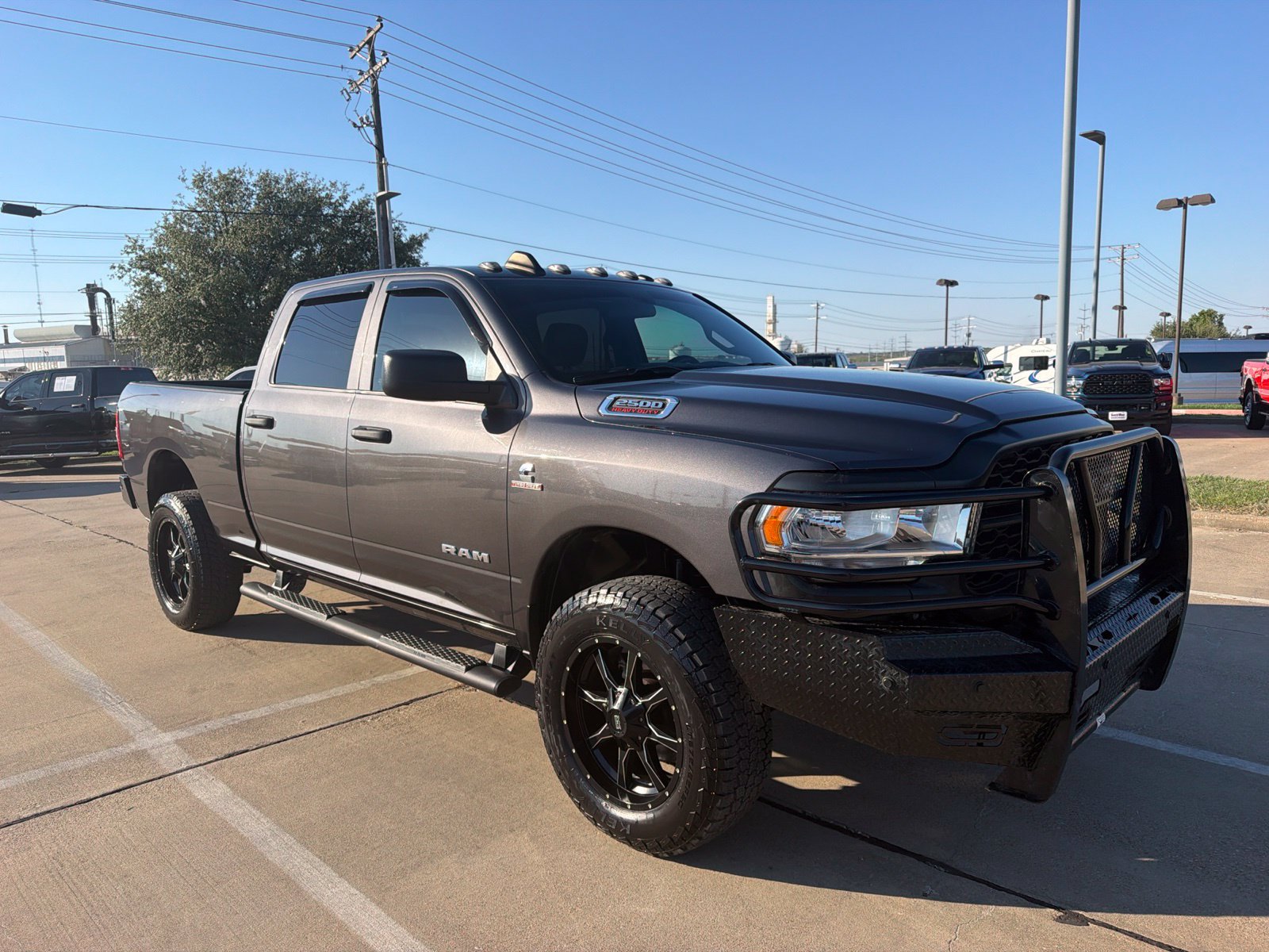 Used 2022 RAM 2500 Tradesman w/ Snow Chief Group AWD/4WD image 3
