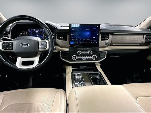 Used 2024 Ford Expedition Max Limited AWD/4WD image 9
