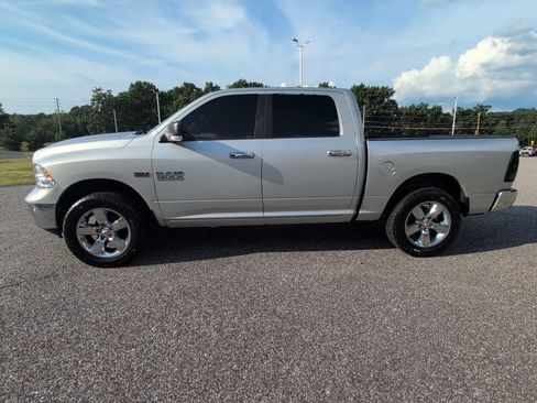 Used 2016 RAM 1500 Big Horn AWD/4WD image 3