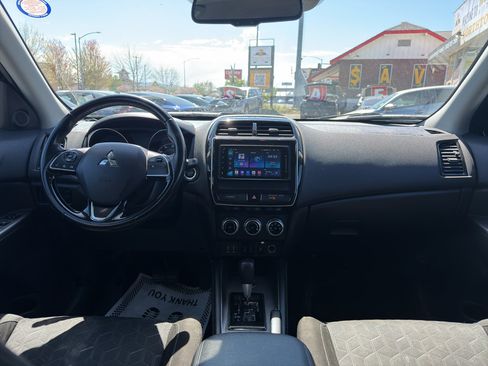 Used 2020 Mitsubishi Outlander Sport ES AWD/4WD image 21