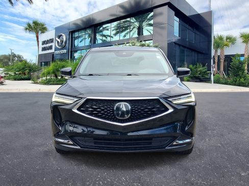 Used 2024 Acura MDX w/ Technology Package FWD image 2