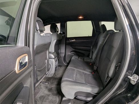 Used 2015 Jeep Grand Cherokee Laredo image 22