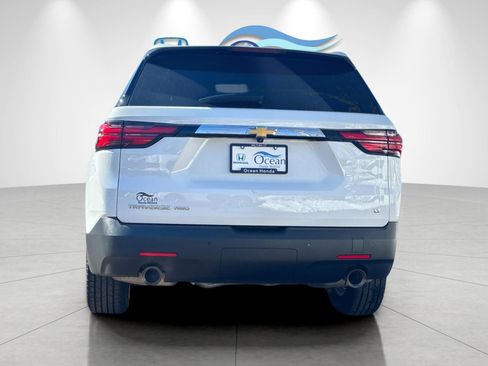 Used 2023 Chevrolet Traverse LT image 4