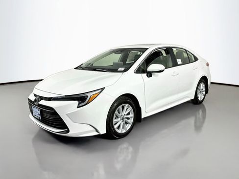 New 2026 Toyota Corolla XLE FWD image 3