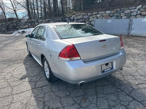 Used 2016 Chevrolet Impala Limited LS FWD image 3