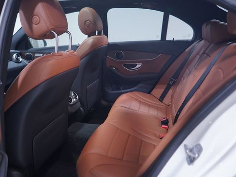 Used 2020 Mercedes-Benz C 300 Sedan image 9