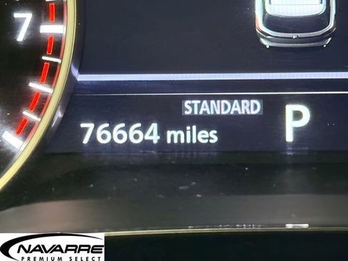 Used 2022 Nissan Pathfinder SL w/ SL Premium Package FWD image 31