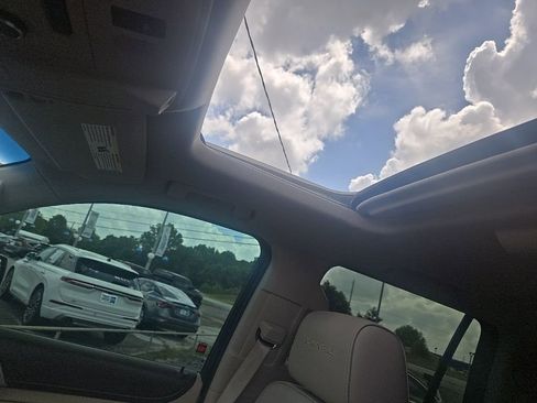 Used 2015 GMC Yukon Denali w/ Touring Package image 36