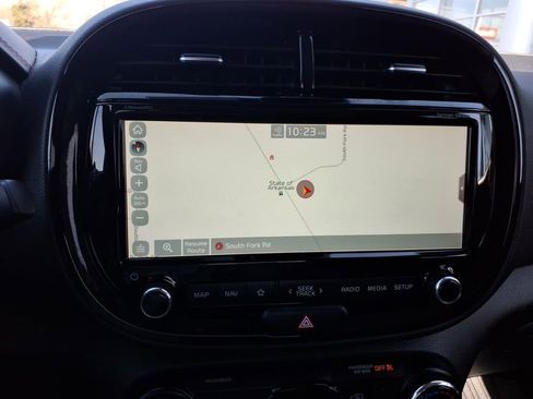 Used 2021 Kia Soul Turbo FWD image 17