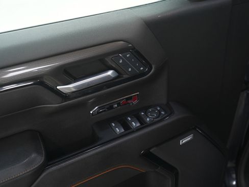 Used 2023 GMC Sierra 1500 AT4 image 21