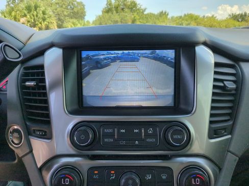 Used 2018 Chevrolet Tahoe LT w/ LT Signature Package RWD image 27