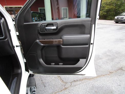 Used 2021 GMC Sierra 1500 SLE w/ Preferred Package RWD image 38