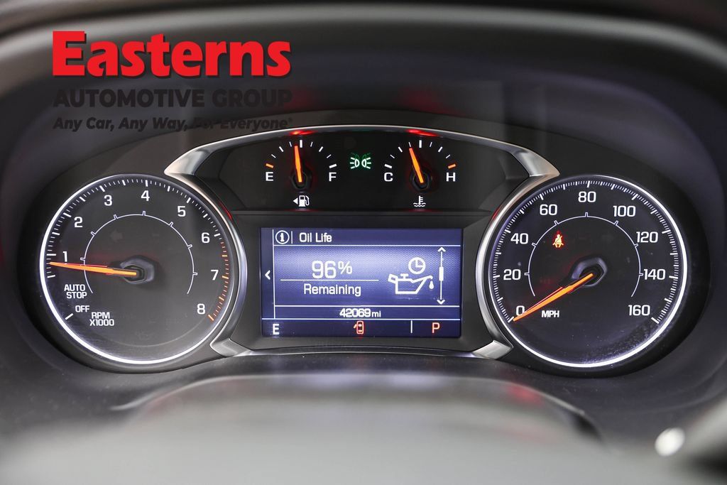 Used 2023 GMC Acadia SLE FWD image 17