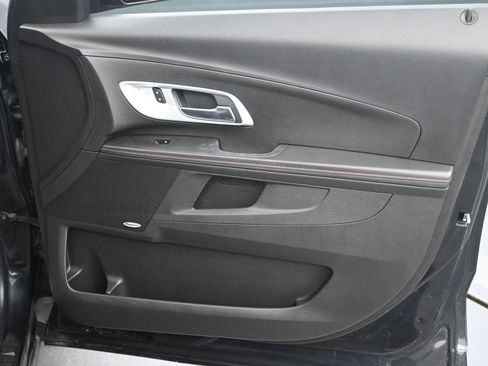 Used 2013 Chevrolet Equinox LTZ image 6