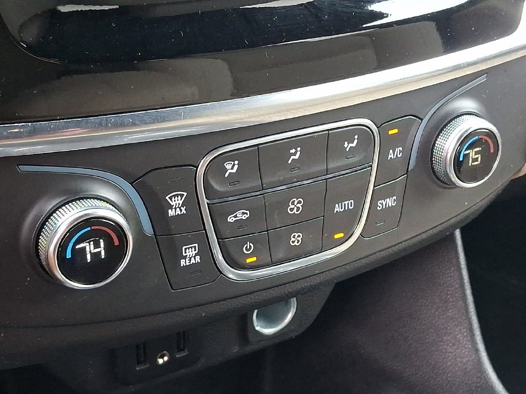 Used 2023 Chevrolet Traverse LS w/ Safety Package AWD/4WD image 15