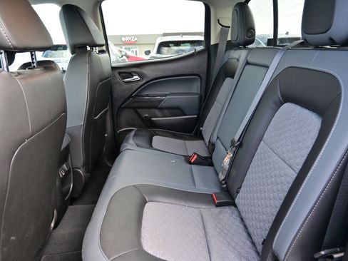 Used 2022 Chevrolet Colorado Z71 w/ Trail Boss Package image 15