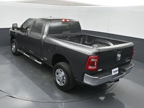 Used 2024 RAM 2500 Tradesman w/ Chrome Appearance Group AWD/4WD image 34