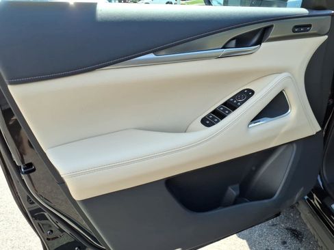 Certified 2023 INFINITI QX60 Luxe w/ Performance Audio Package AWD/4WD image 9