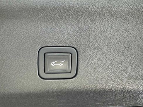 Used 2021 Chevrolet Tahoe RST w/ Luxury Package image 39