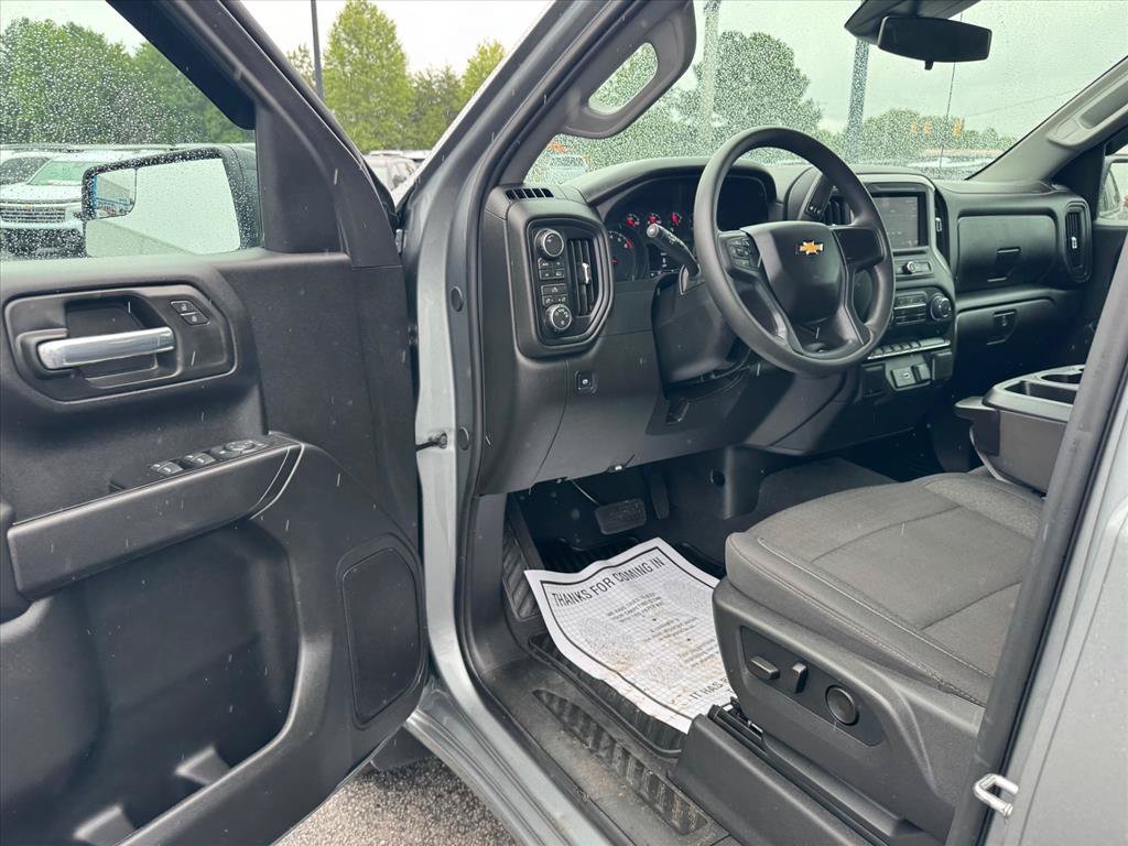 Used 2026 Chevrolet Silverado 1500 Custom AWD/4WD image 14