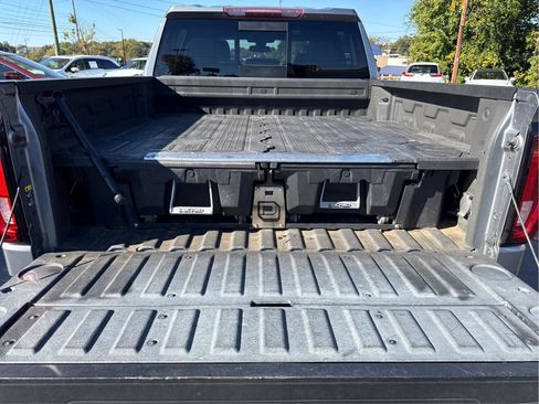 Used 2019 GMC Sierra 1500 SLT w/ SLT Premium Plus Package image 24