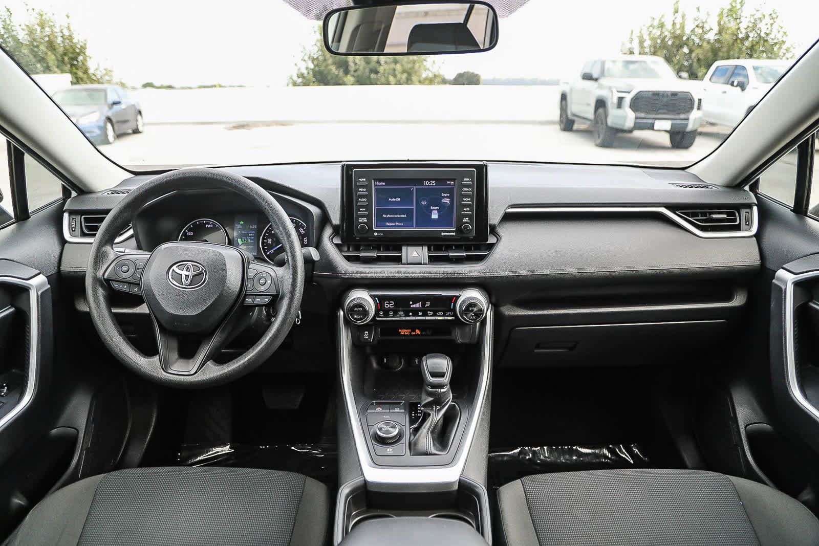 Used 2021 Toyota RAV4 LE AWD/4WD image 12