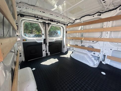 Used 2025 Ford Transit 250 Low Roof w/ Exterior Upgrade Package RWD image 13