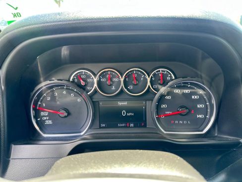 Used 2021 Chevrolet Silverado 1500 LT AWD/4WD image 33